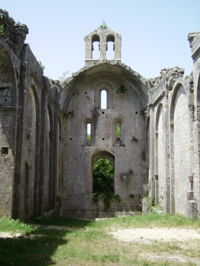 Fig.1 Notre-Dame la Brune, Aleyrac, Drôme (France), photo J.S. Baldi, DR
